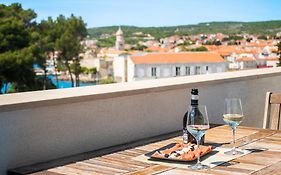 Seaside Apartments Petar